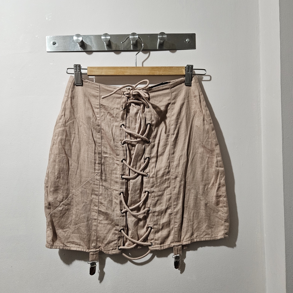 Asos Design Womens Tan Lace Up Mini Skirt W/ Metal Clasp Details Size 6